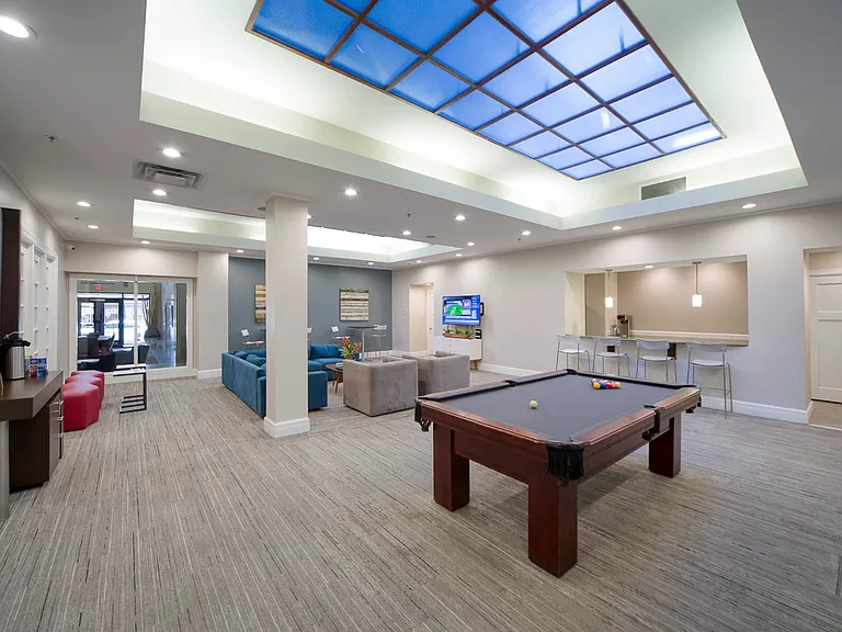 11 East Resident Clubroom