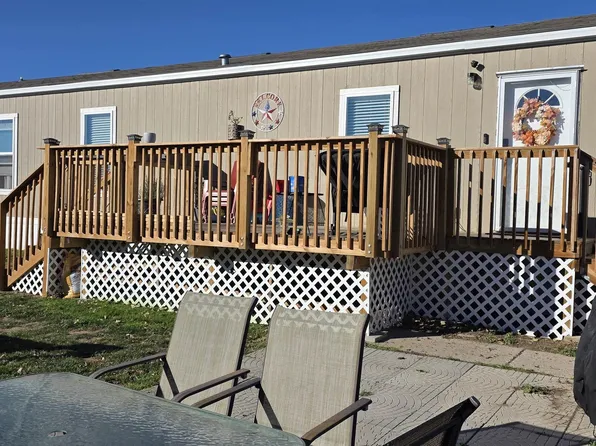 609 Little Valley Trl, Cheyenne, WY 82007