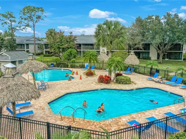 1216 Commonwealth CIR #L-104, NAPLES, FL 34116