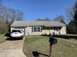 4325 Maywood Dr, Bryan, TX 77801