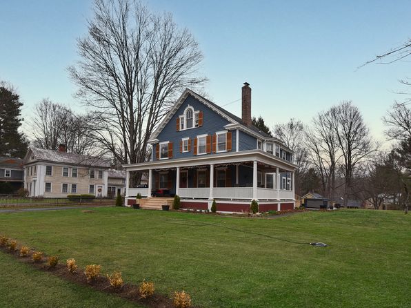 390 Main St, New Hartford, CT 06057