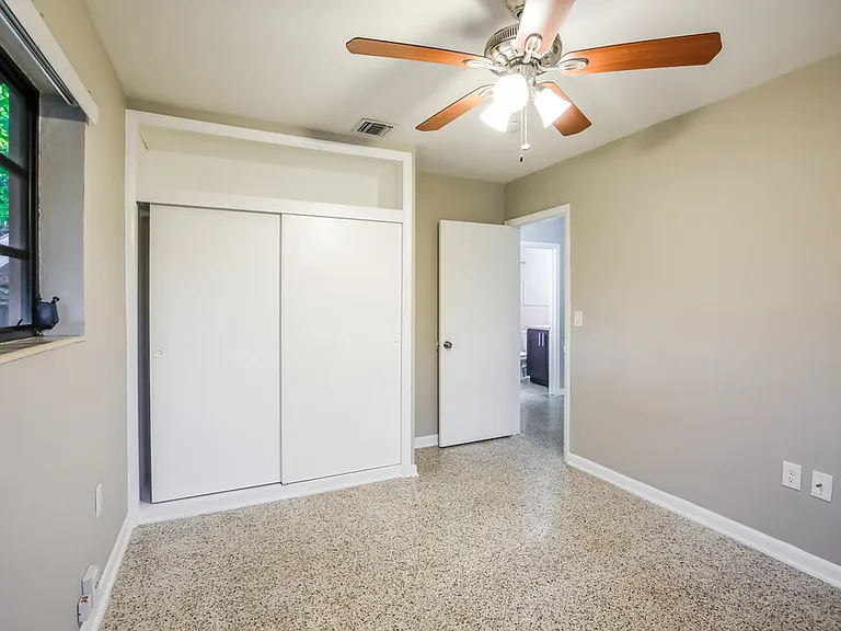 19101 SW 89th Ct — Photo 14