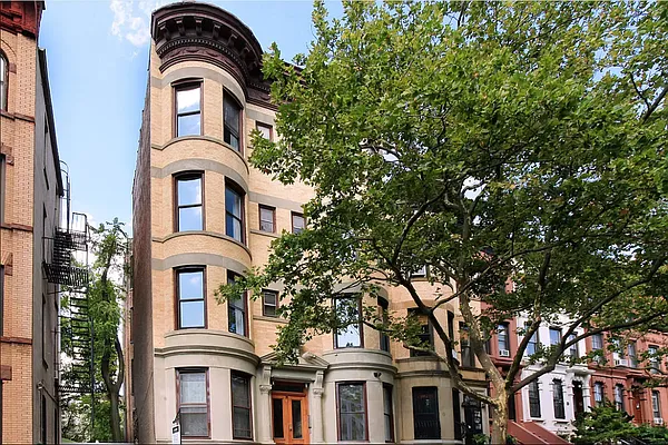 Rented by Douglas Elliman | media 18