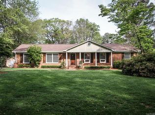236 Lansdowne Rd, Charlotte, NC 28270