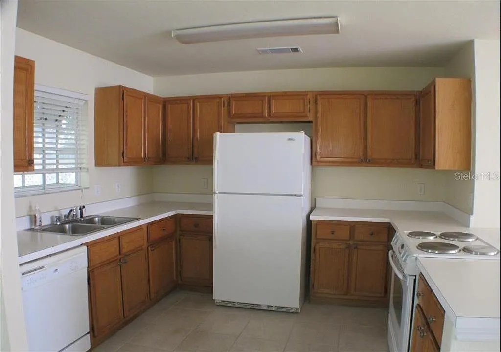 2 bed, 2.5 bath, 1400 sqft, $1,795 — Photo 4