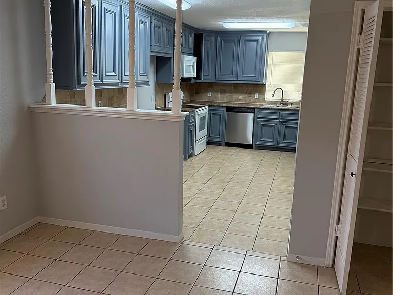 15722 Echo Canyon Dr — Photo 13