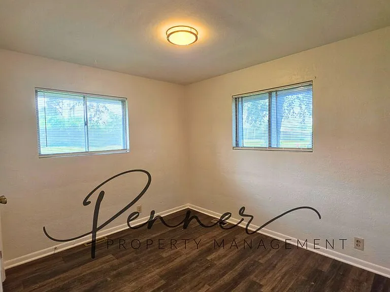 10813 E Westport Rd — Photo 7