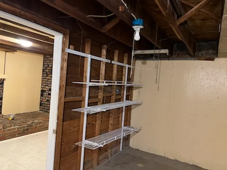 728 Walnut St — Photo 6