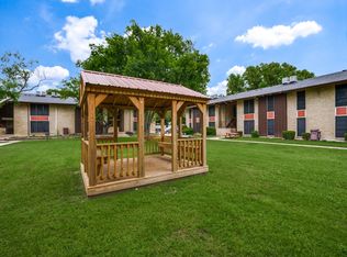 442 S Saint Augustine Rd #1026, Dallas, TX 75217