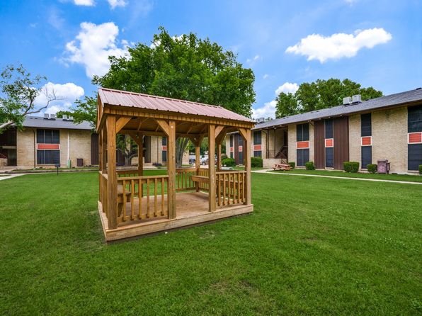 442 S Saint Augustine Rd #1026, Dallas, TX 75217