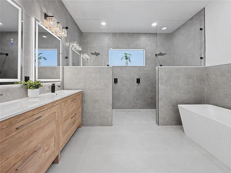 14687 Lillian Cir — Photo 17