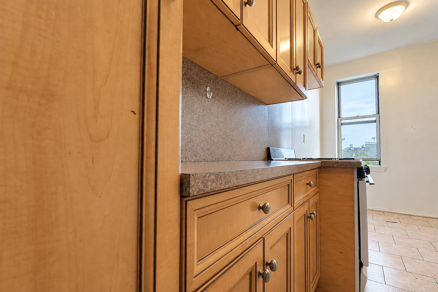 6735 Ridge Boulevard — Photo 3