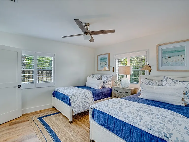 1604 Seaway Dr — Photo 28