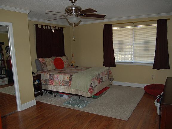5th image of 5252 General Diaz St #A