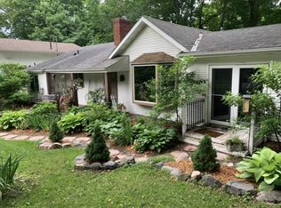 855 Lone Eagle Dr, Chanhassen, MN 55317