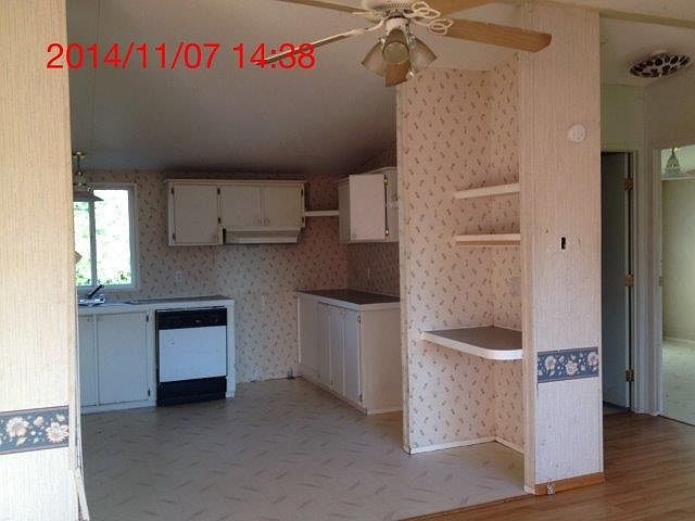 2nd image of 110 N Thornton St