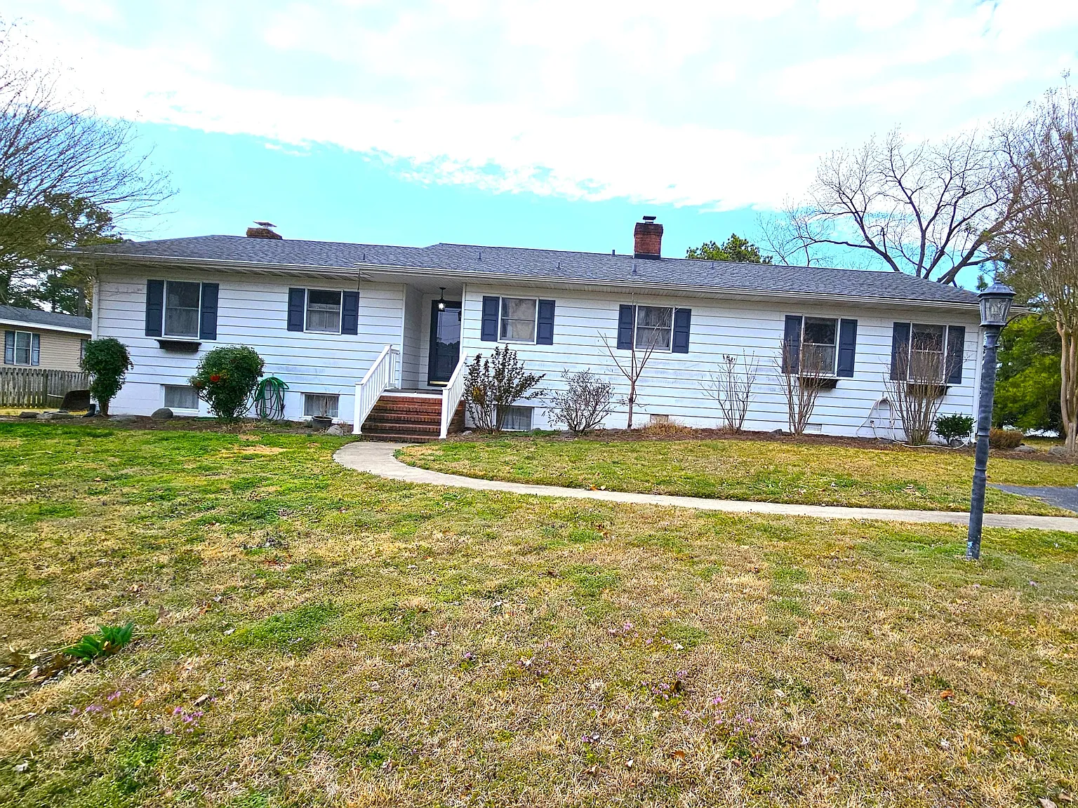 103 Shawnee Circle - 1 — Photo 1