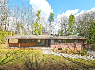 10 Ponderosa Drive, Melville, NY
