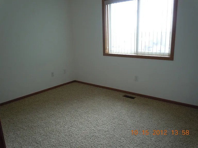 2727 North Broadway — Photo 16
