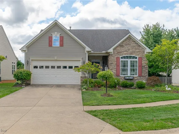 5046 Forestland Ct, Brunswick, OH 44212