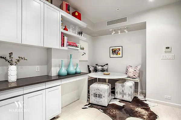 Rented by Warburg | media 38