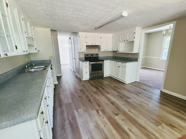 1843 Easter Cody Ct — Photo 8
