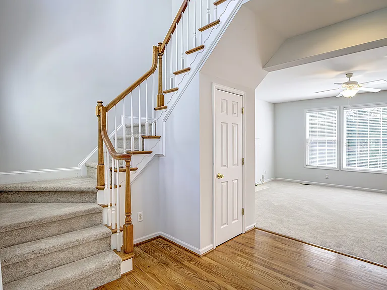 2103 Templeton Gap Dr — Photo 1