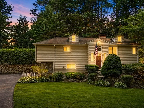 137 Wilson St, Spencer, MA 01562