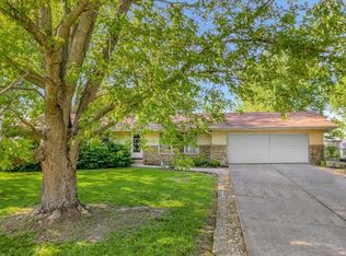 24728 S Hemphill Dr, Elwood, IL