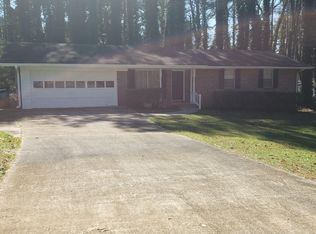 902 Pinecrest Cir SW, Lilburn, GA 30047
