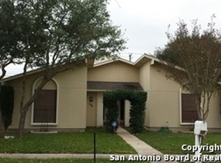 106 Bolerio Dr, Universal City, TX 78148
