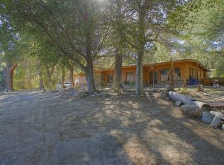 16310 Pineview Rd, Santa Clarita, CA 91387