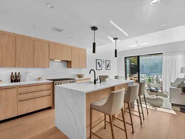 24 Huntington St, Brooklyn, NY 11231