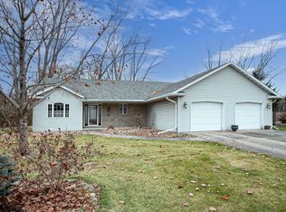 3543 N Wellington Dr, Appleton, WI 54911