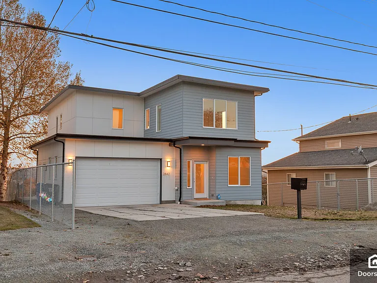 2847 S Othello St — Photo 3