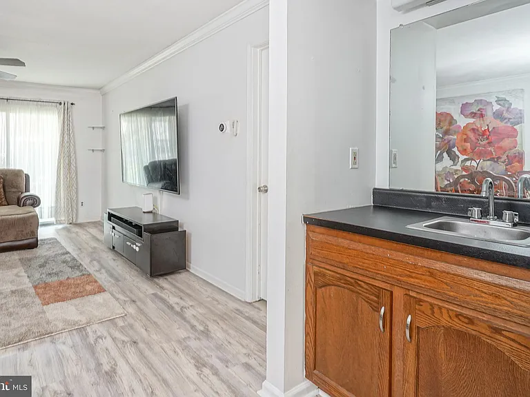 522 Willow Turn #A — Photo 7