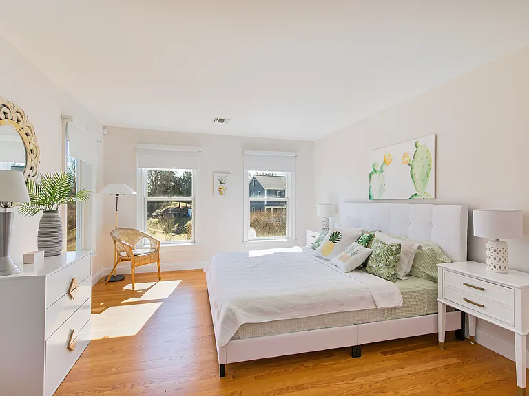 43 Lake Dr — Photo 13