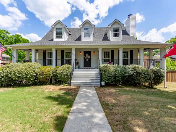 524 Olde Towne Ln, Alabaster, AL 35007