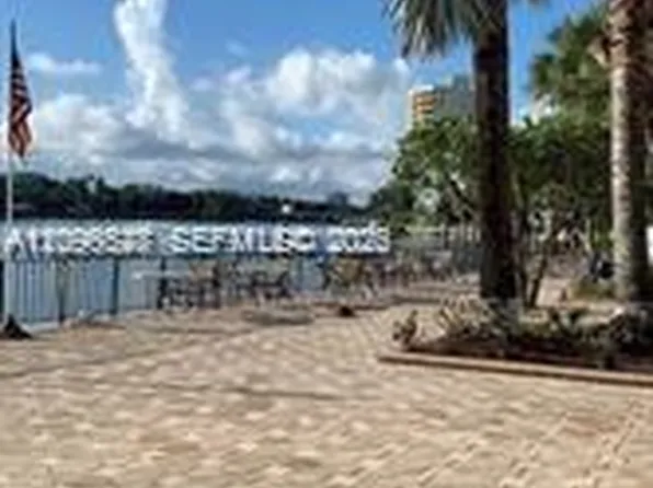 10101 E Bay Harbor Dr APT 210, Bay Harbor Islands, FL 33154