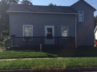 68 31st St SW, Barberton, OH 44203