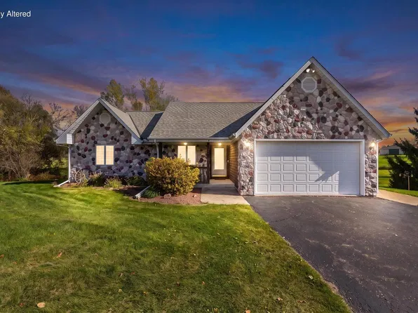 N6730 State Road 67, Iron Ridge, WI 53035