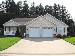 114 Stone Crossing St NE, Canton, OH