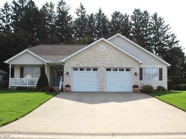 114 Stone Crossing St NE, Canton, OH 44721