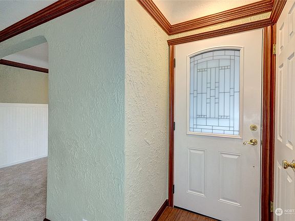 5th image of 1307 E 46th Avenue