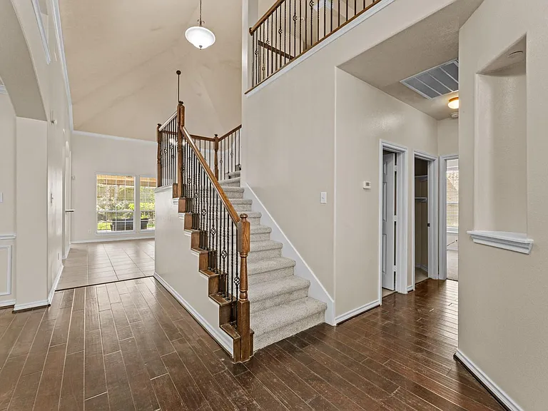 20698 Oakhurst Meadows Dr — Photo 3