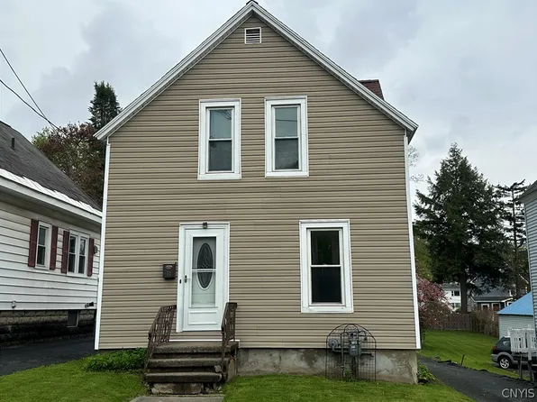 14 Clyne Pl, Whitesboro, NY 13492