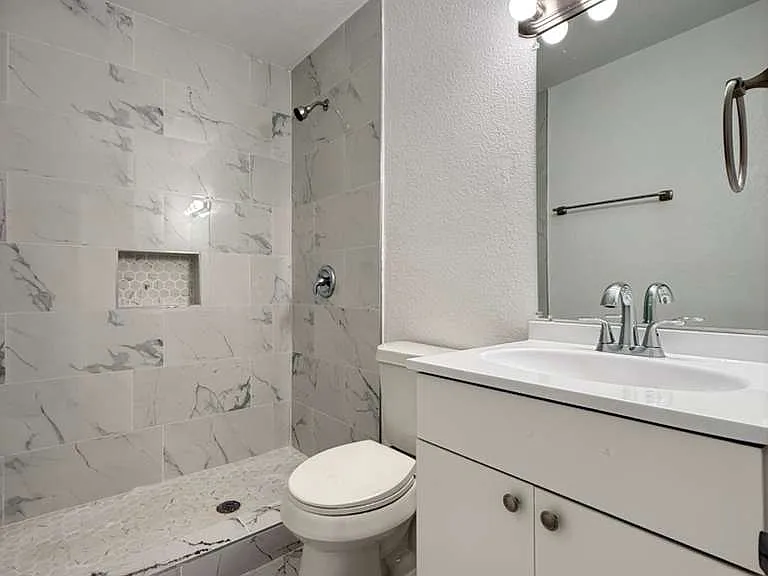 143 Huxley Dr — Photo 11