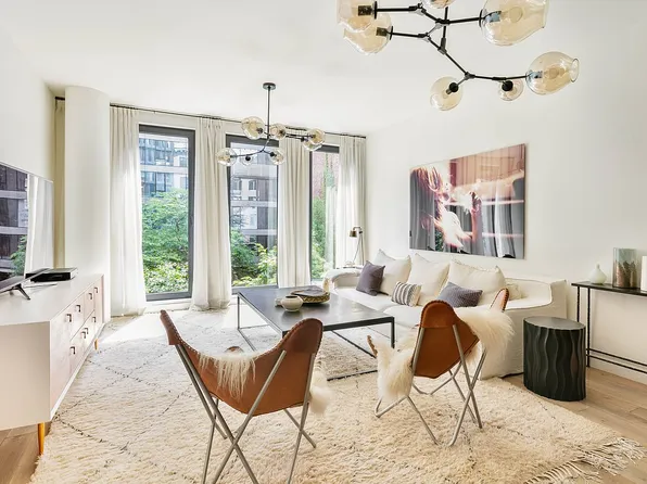 15 Renwick St APT 301, New York, NY 10013