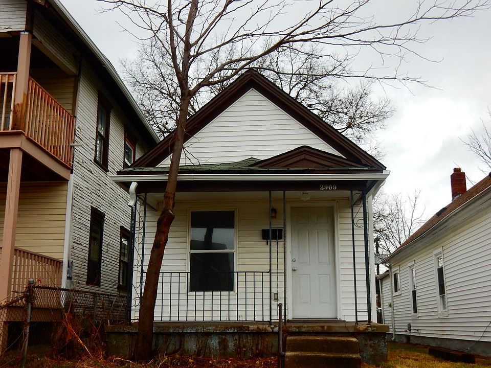 1st image of 2909 E 1st St