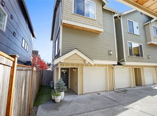 320 25th Ave S UNIT A, Seattle, WA 98144